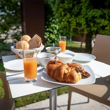 Ca' Giulietta Farm stay Sommacampagna